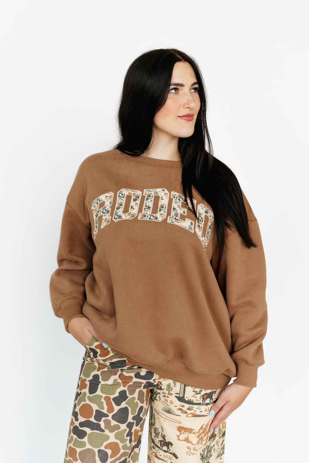 VR202 BROWN CACTUS COWBOYS RODEO SWEATSHIRT(7 PIECE- WOMEN)