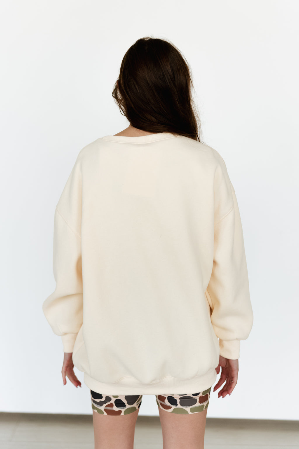 VR202 IVORY RODEO SWEATSHIRT(7 PIECE- WOMEN)