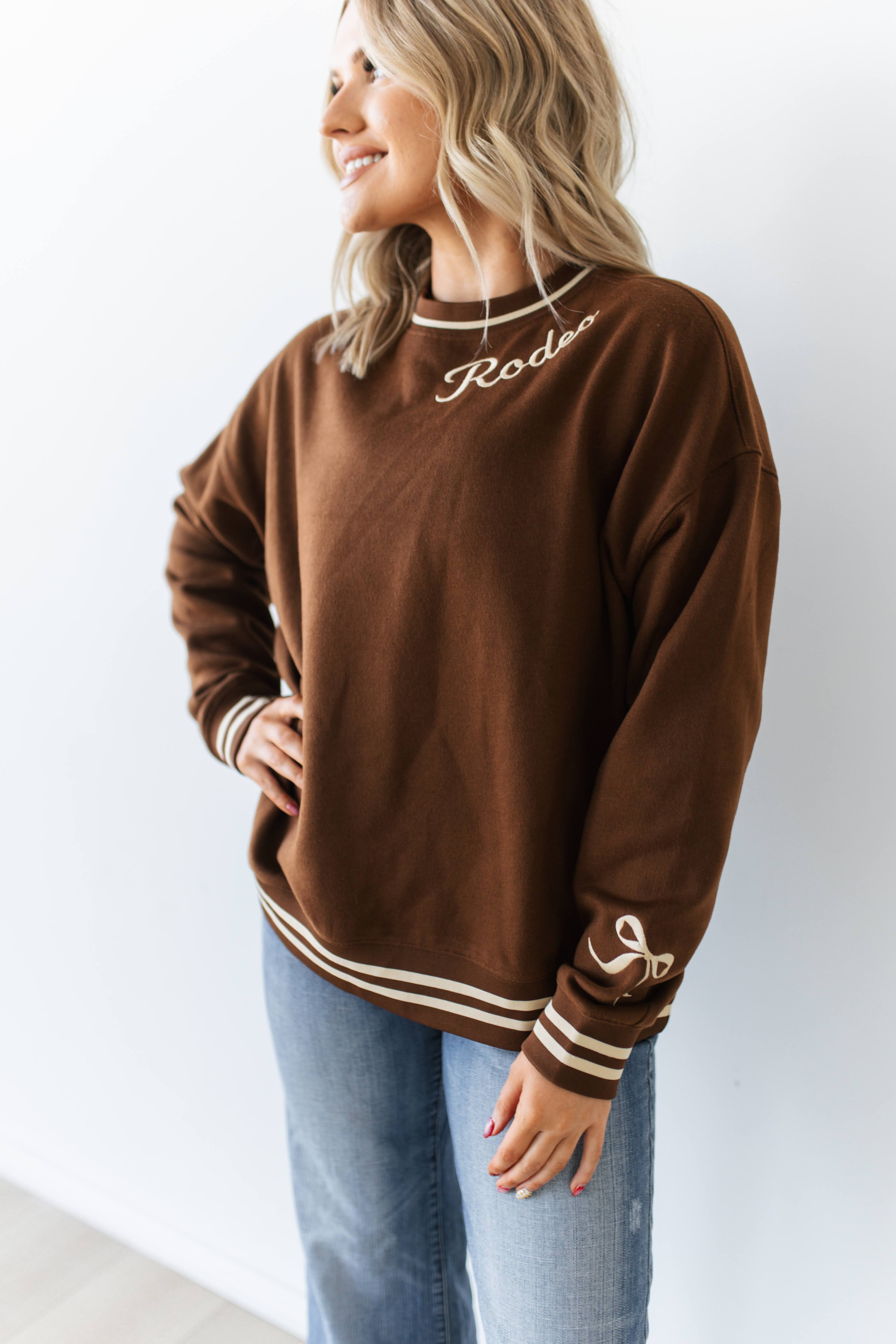 VR200 BROWN RODEO SWEATSHIRT (7 Pieces)