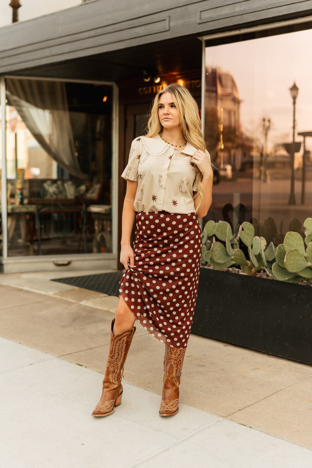 VR401 S112 BROWN DOT MESH SKIRT (OPEN)
