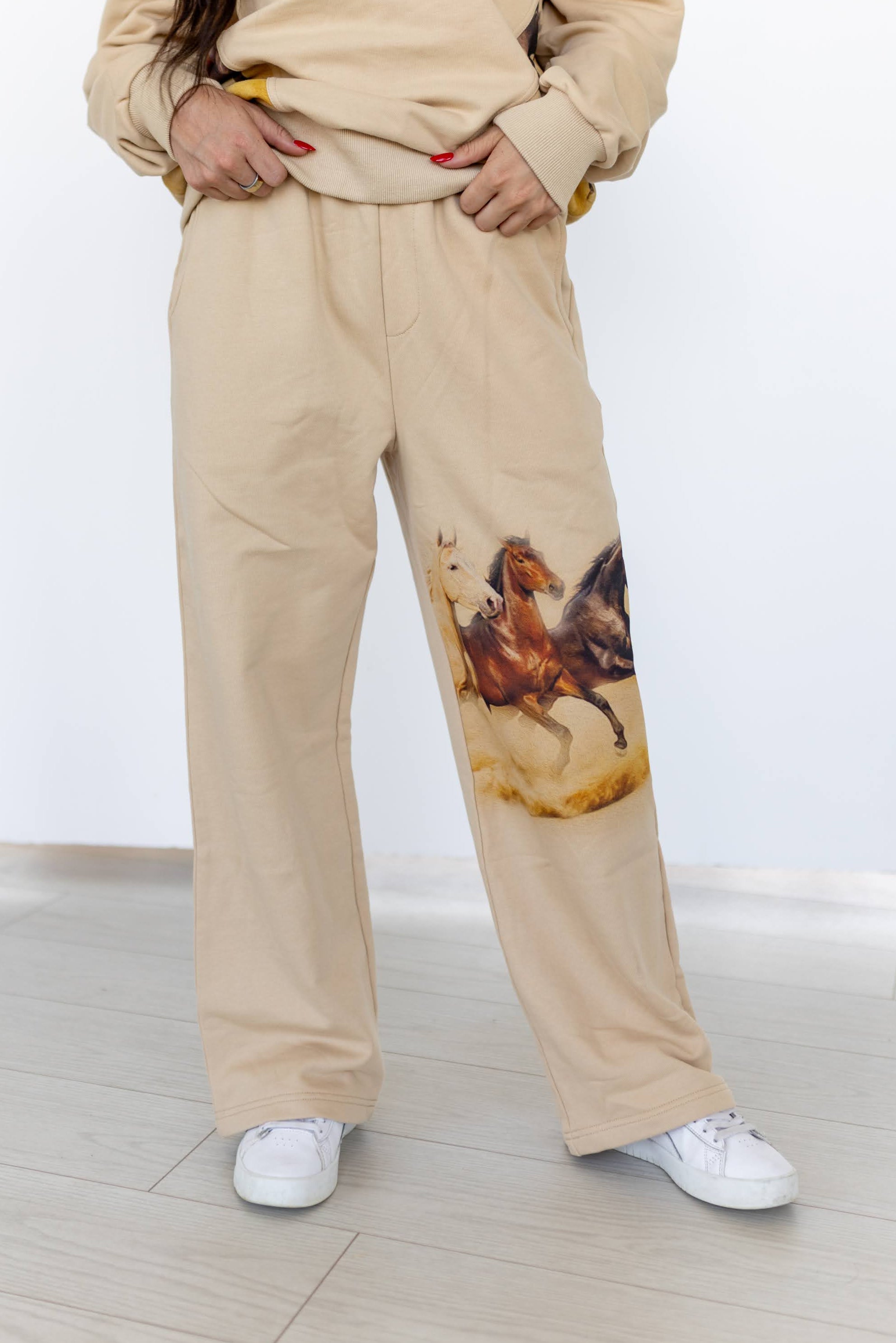VR HORSE SWEAT PANT