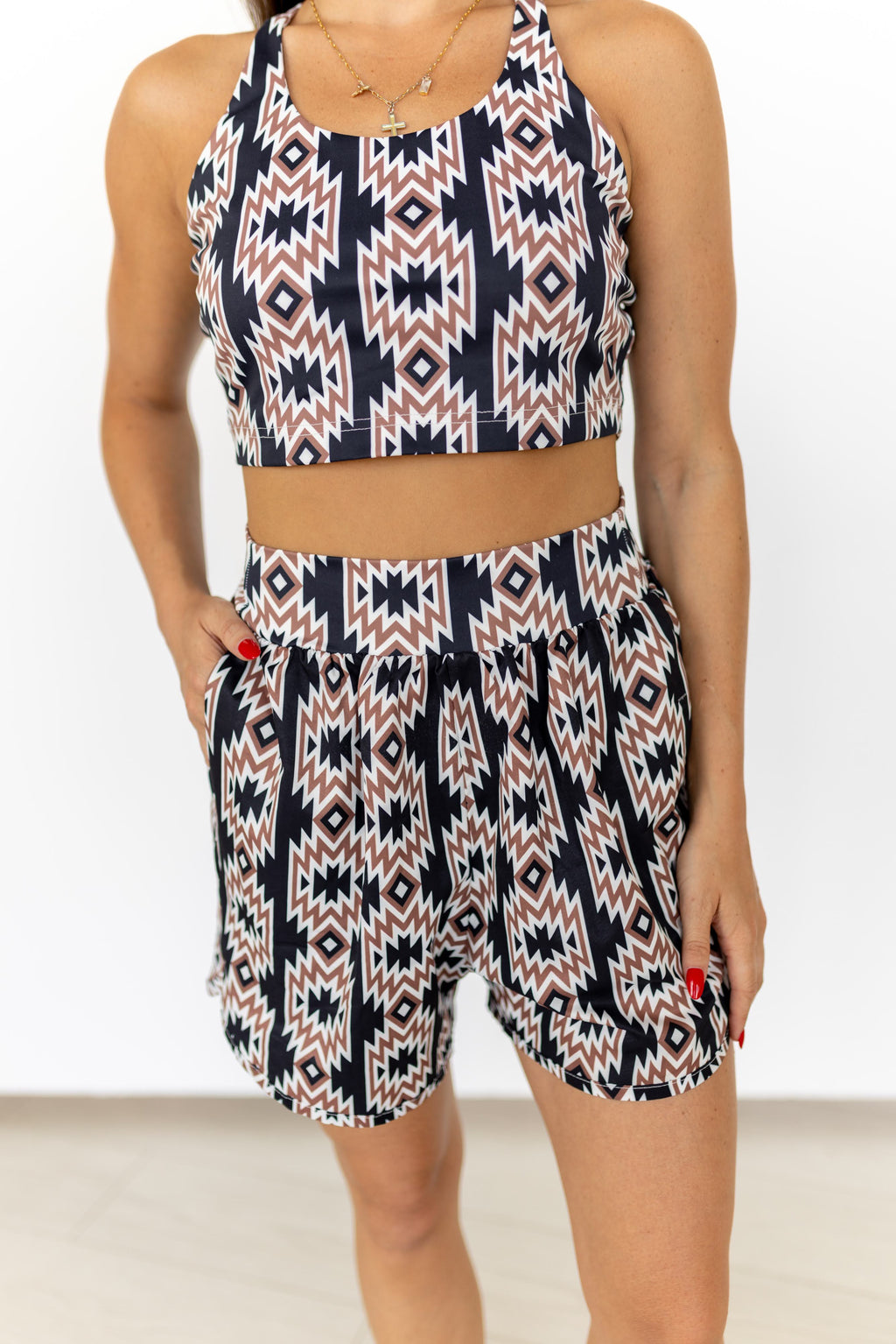VR6  BLACK  AZTEC ACTIVE SHORTS (1 Piece)