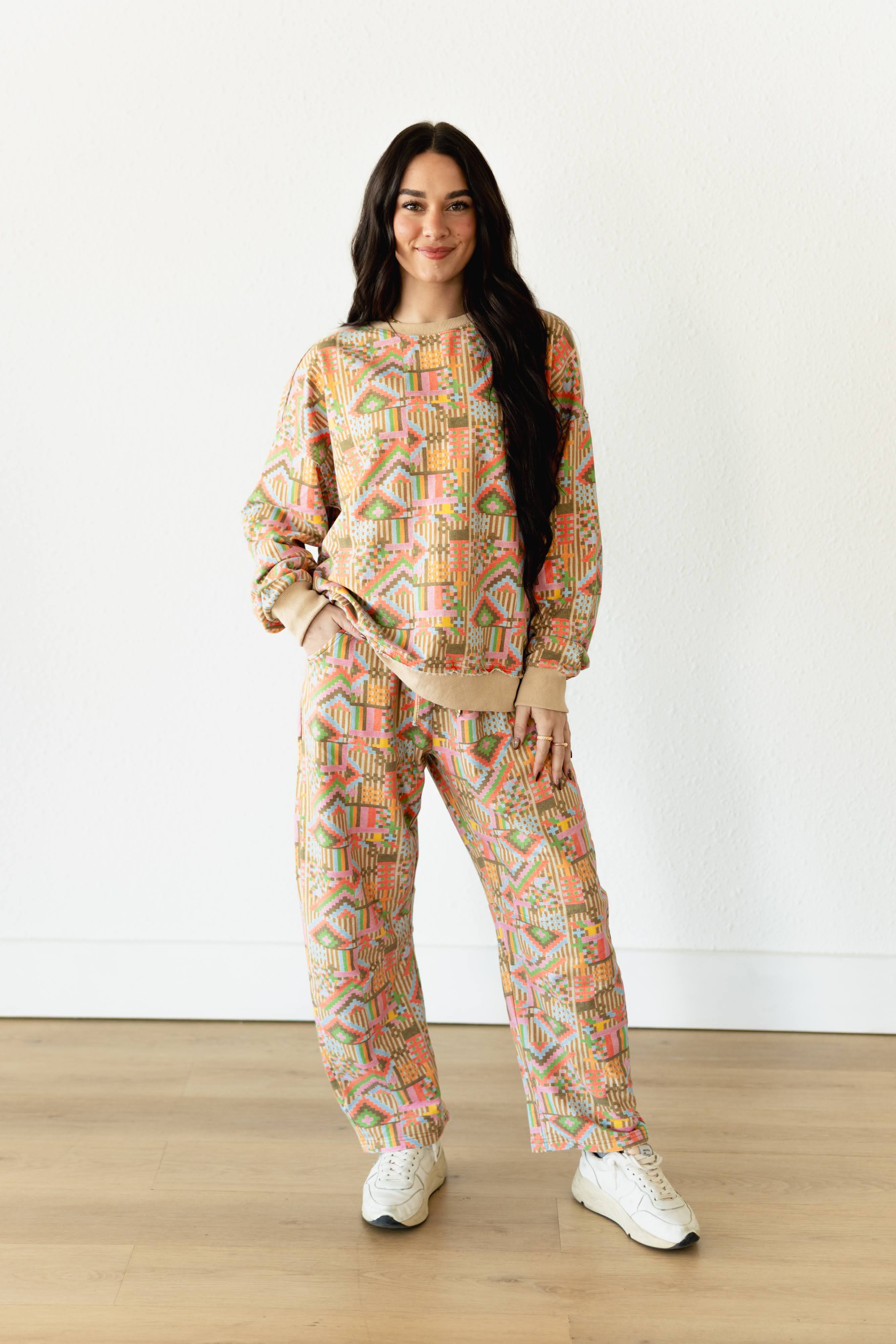 VR2002 AZTEC  BARREL SWEATPANT  (7 Pieces)