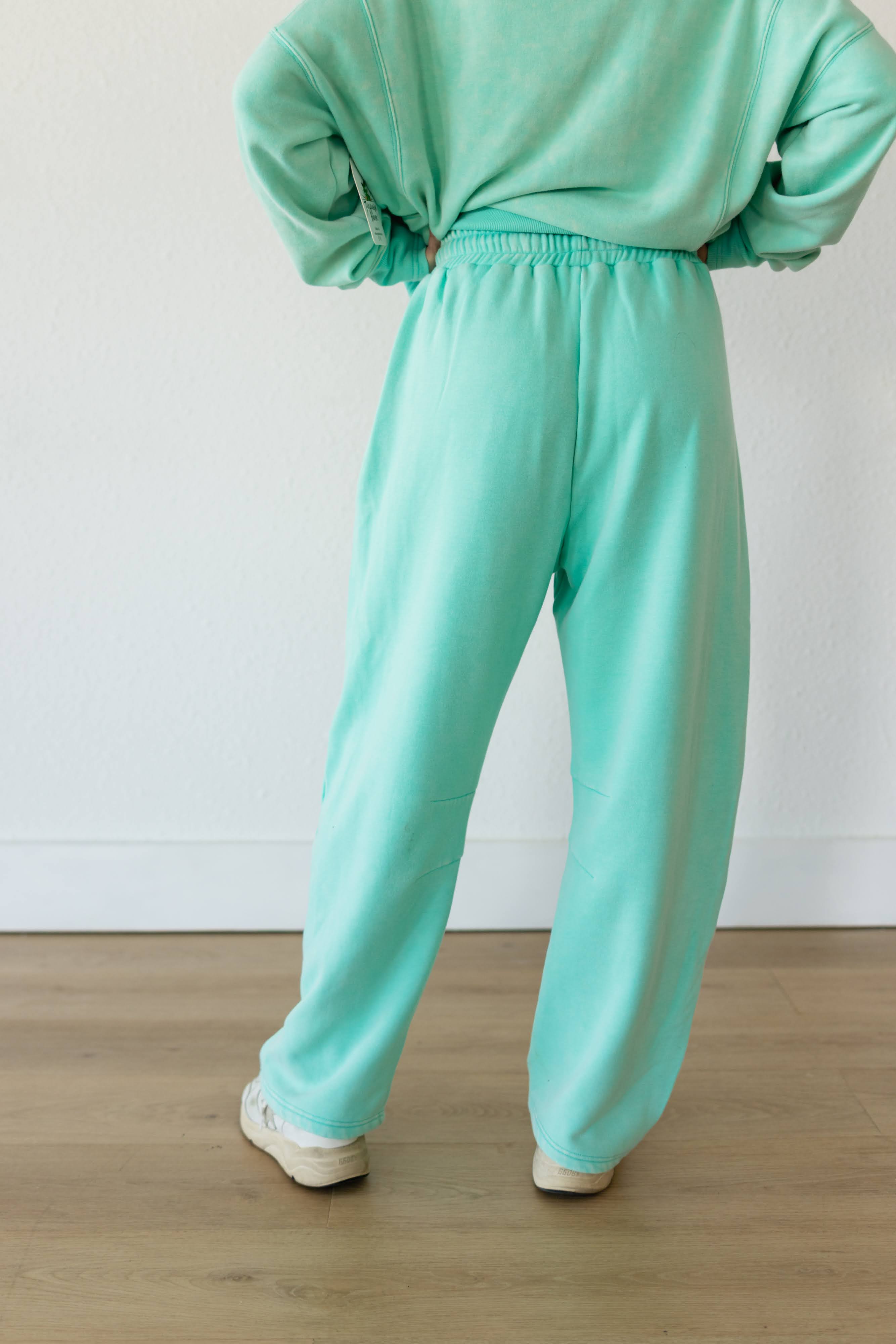 VR2002 MINT BARREL SWEATPANT  (OPEN)