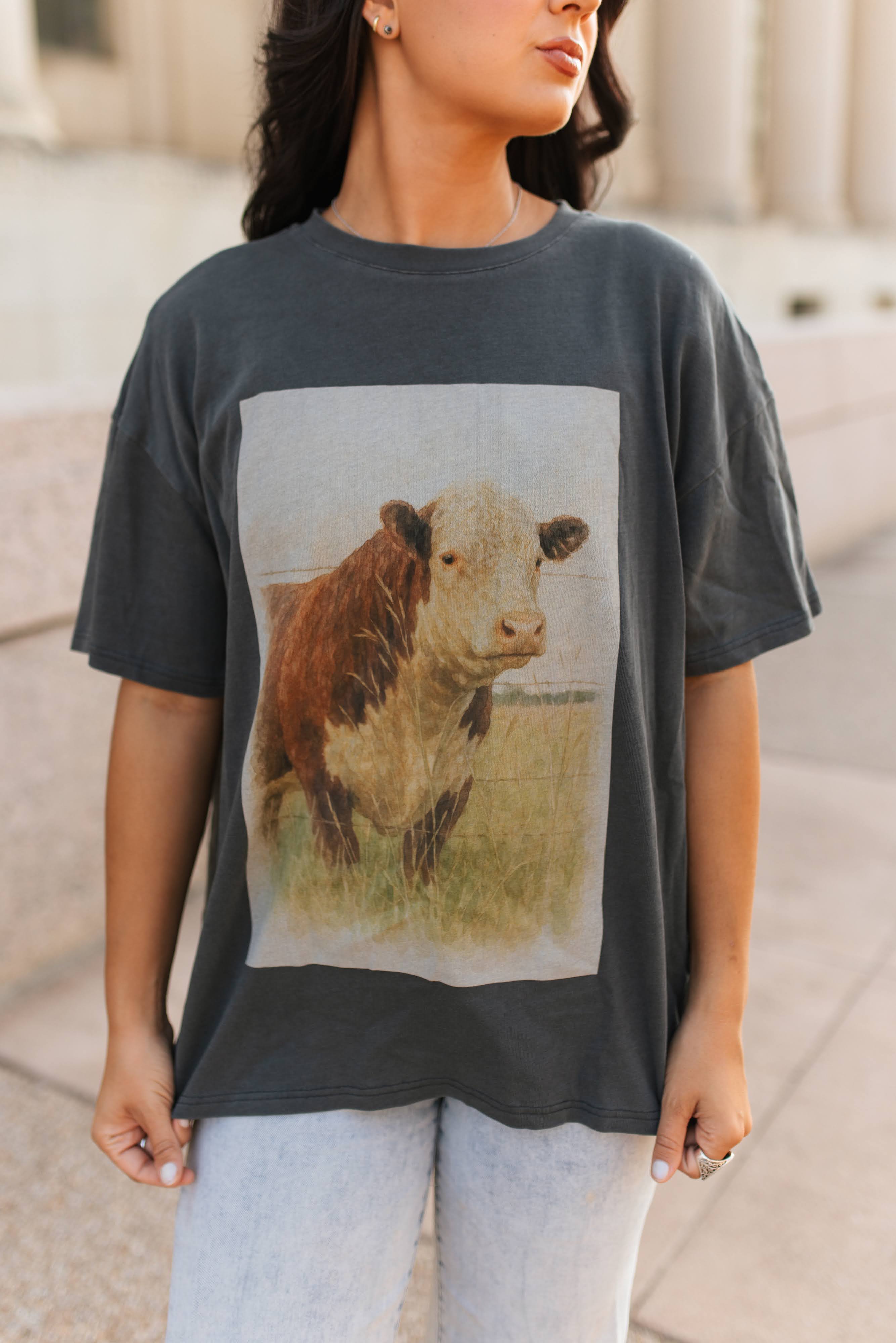 VR2 BULL GRAPHIC TEE