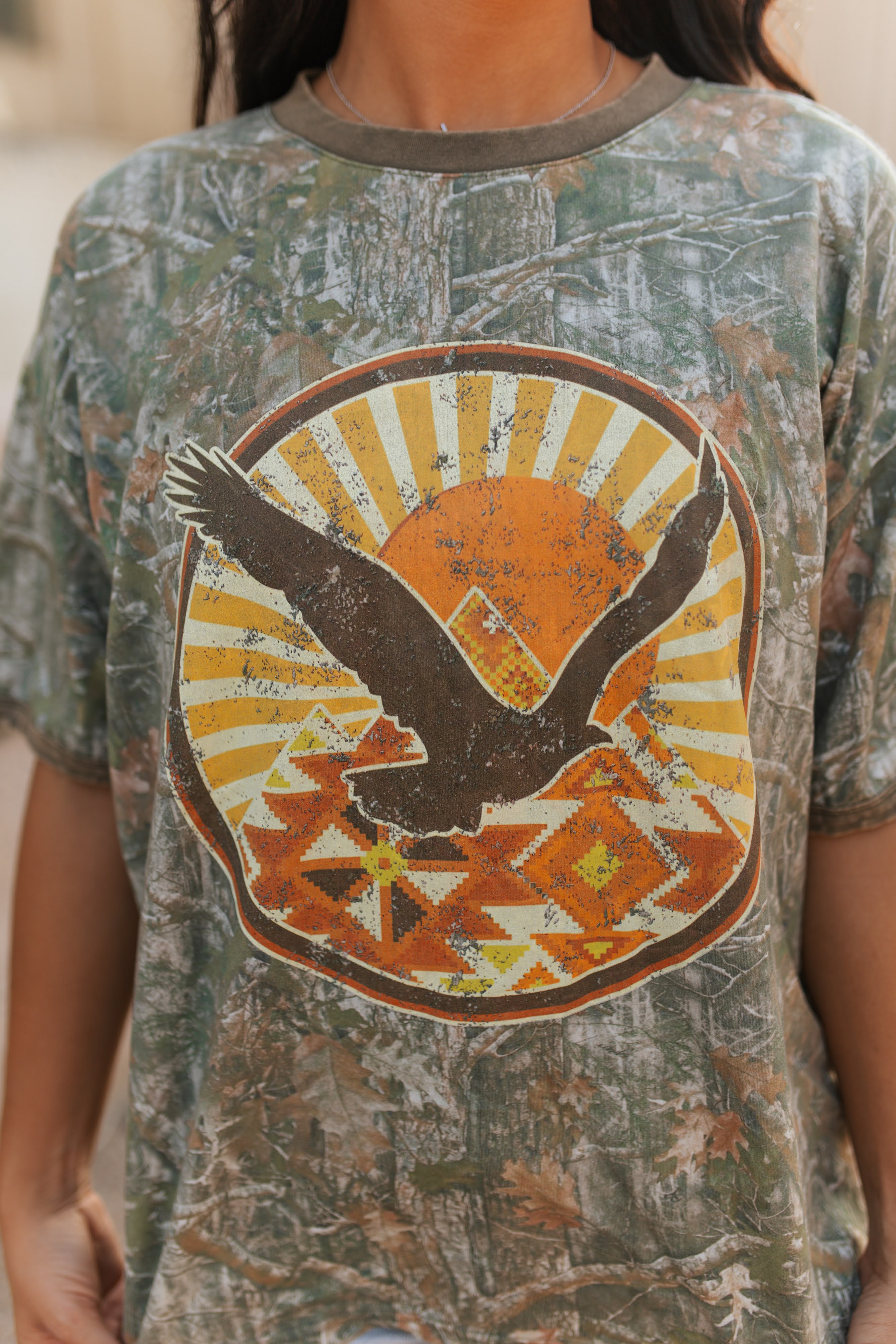 VR1 CAMO EAGLE GRAPHIC TEE