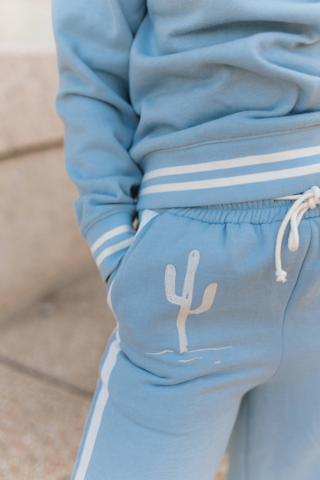 VR2001 BLUE SWEATPANTS (OPEN)