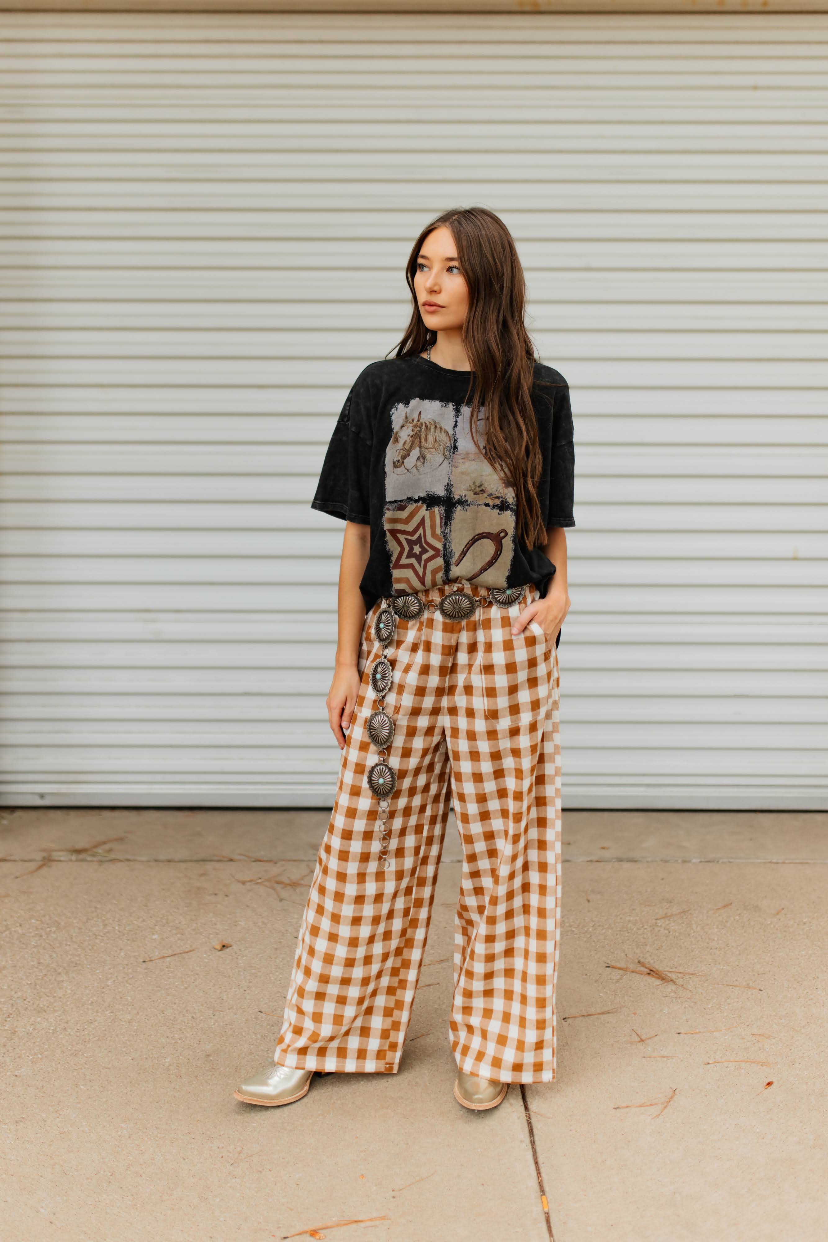 VR2 SQUARE COLLAGE GRAPHIC TEE(7 PIECE WOMEN)