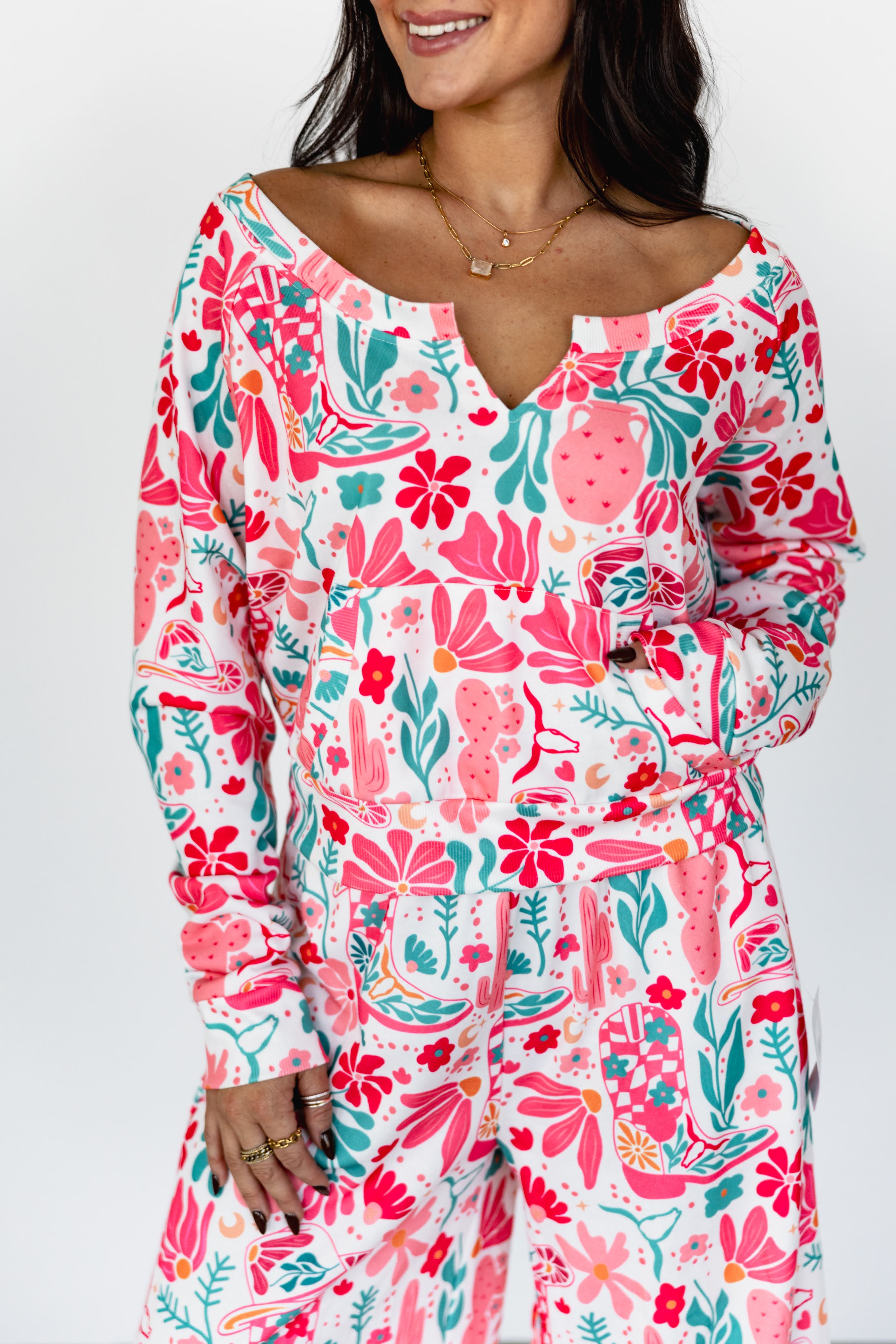 VR89 POCKET CROP ACTIVE TOP - PINK BOHO (7 Piece)