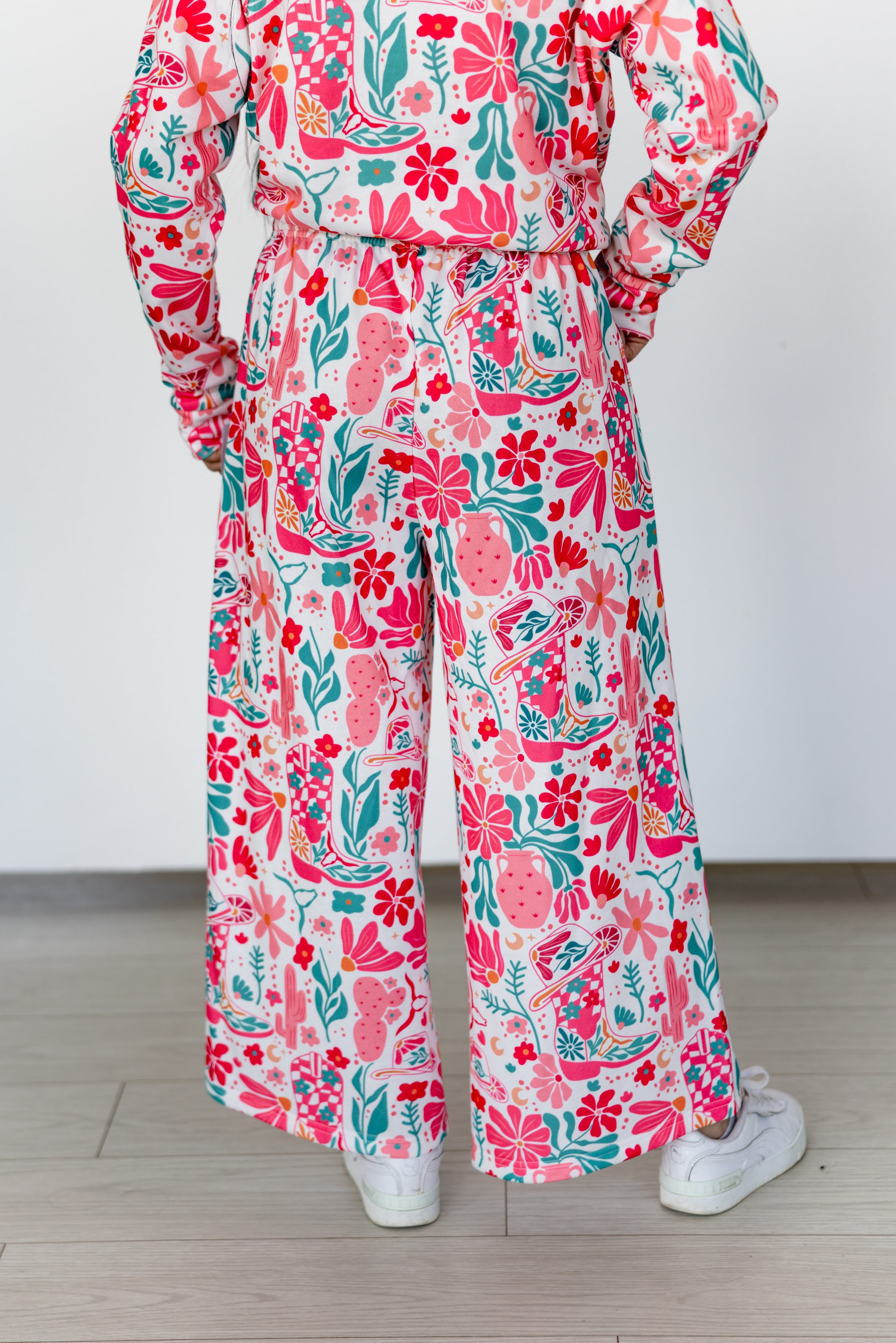 VR91  ACTIVE CROP PANT- PINK BOHO (7)