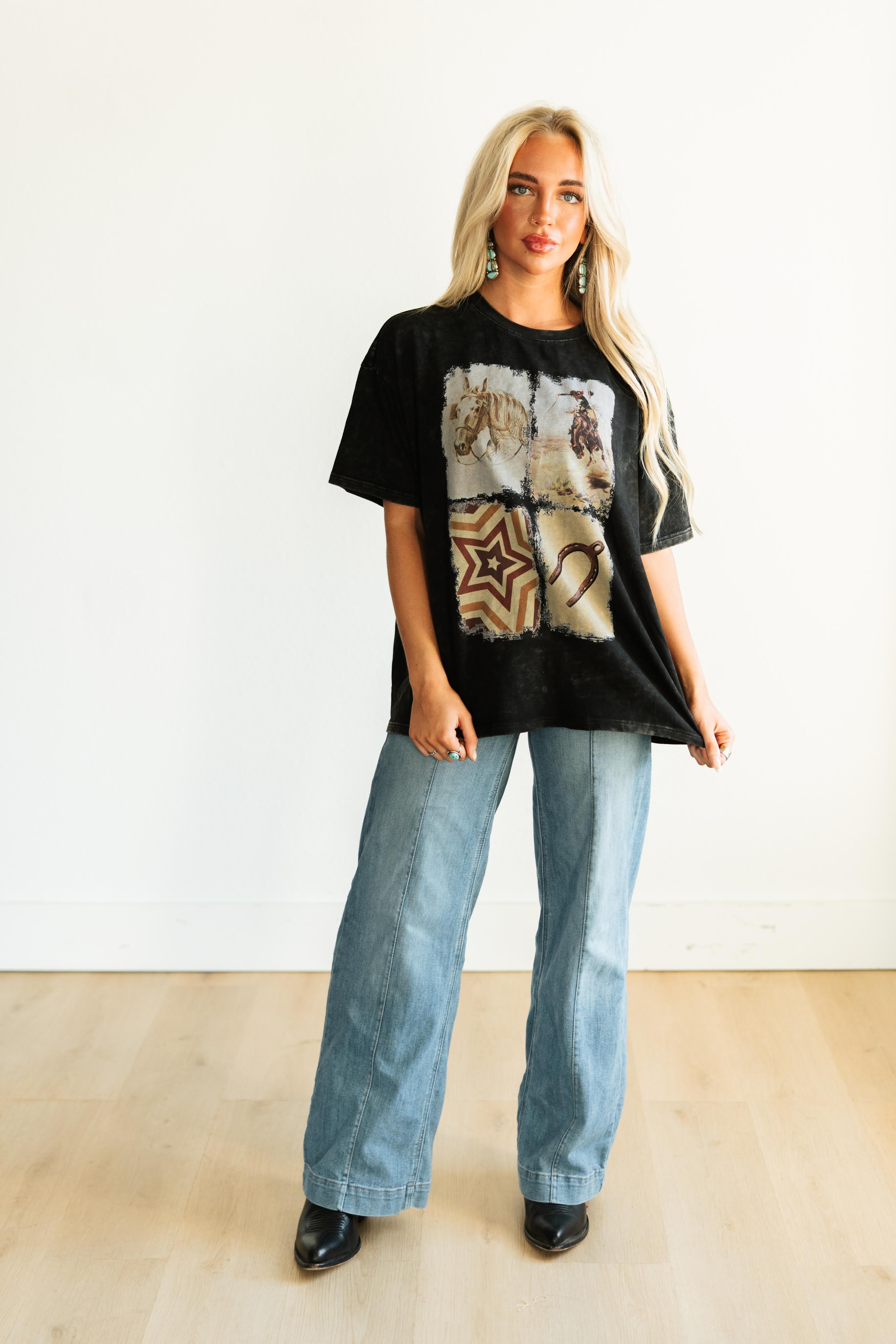 VR2 SQUARE COLLAGE GRAPHIC TEE
