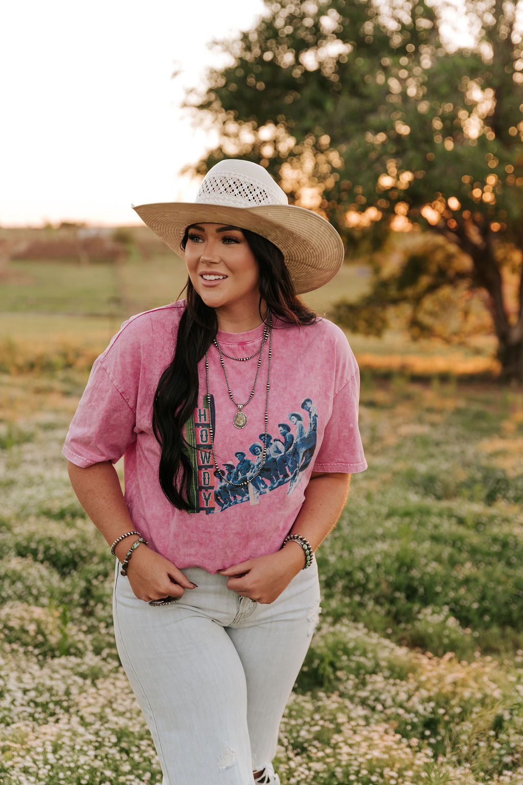 VR310 HOWDY FENCE LINE TEE