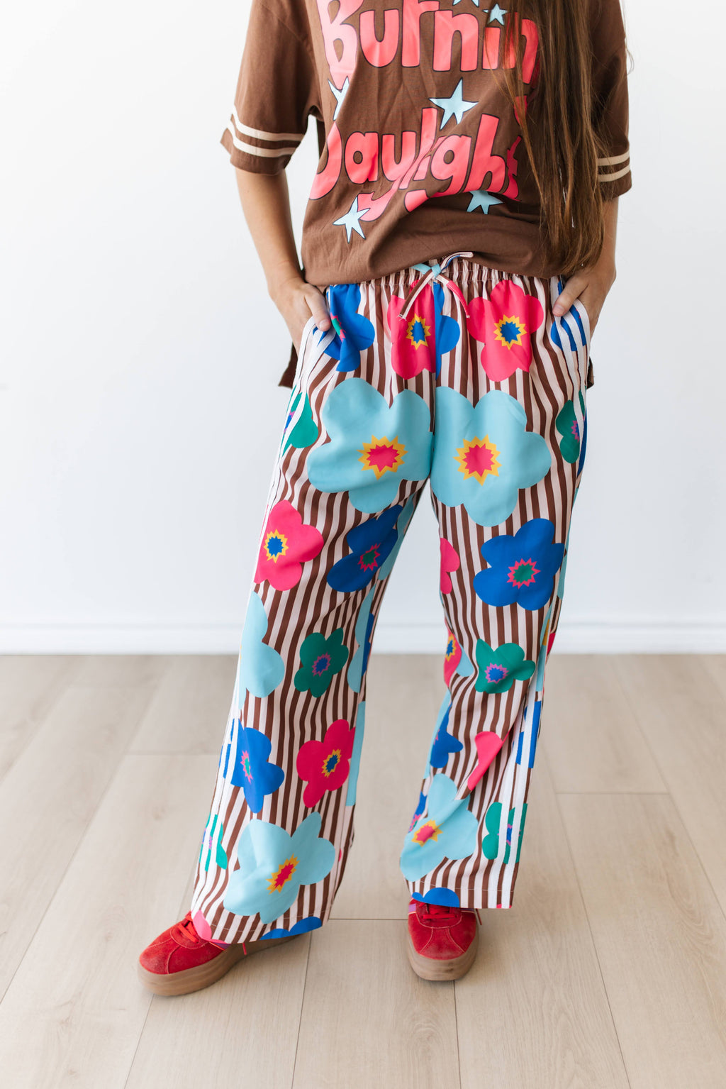 VR57 BROWN STRIPED RETRO FLORAL PANT (7 Pieces)