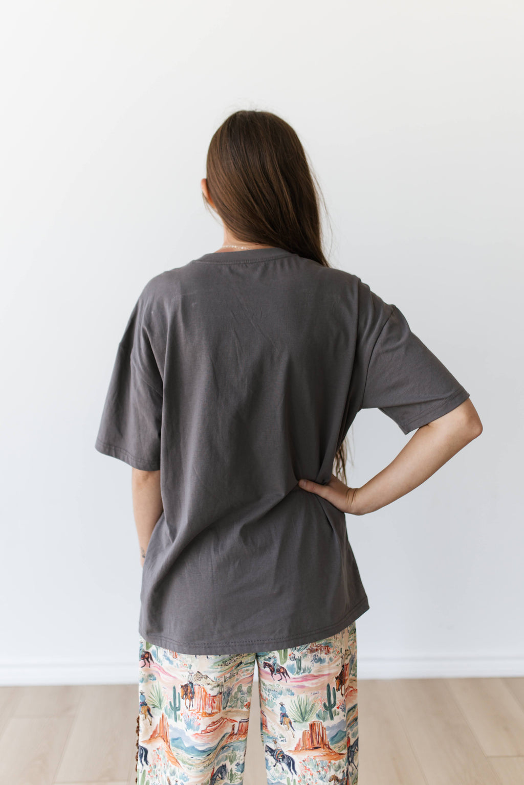 VR2 CHARCOAL SQUASH TEE   (7 PIECE WOMEN)