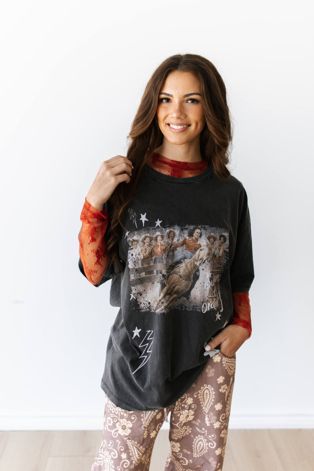 VR5 "OUTRUN THE ORIDINARY" VINTAGE BLACK WASH TEE(7 PIECES)