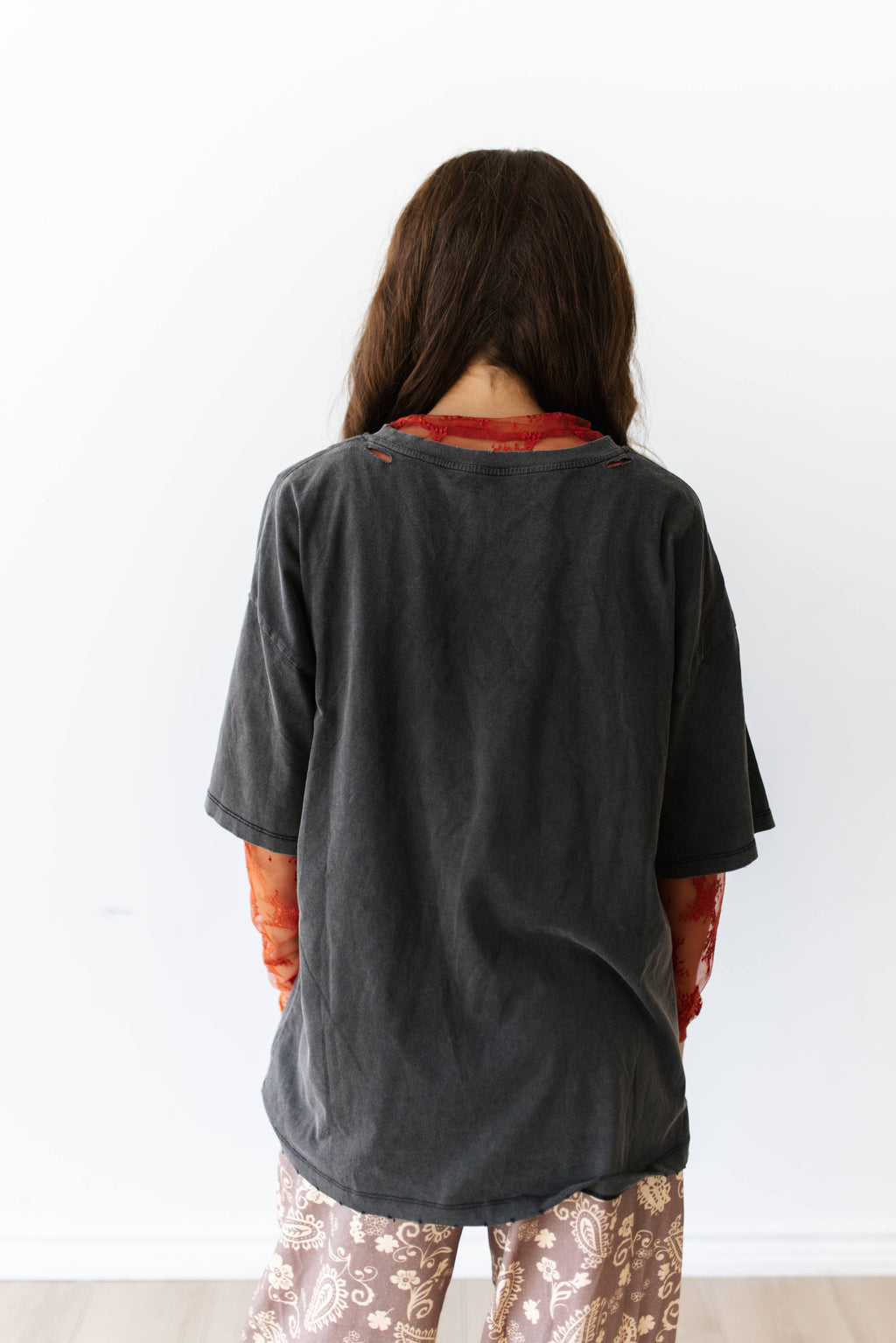 VR5 "OUTRUN THE ORIDINARY" VINTAGE BLACK WASH TEE(7 PIECES)