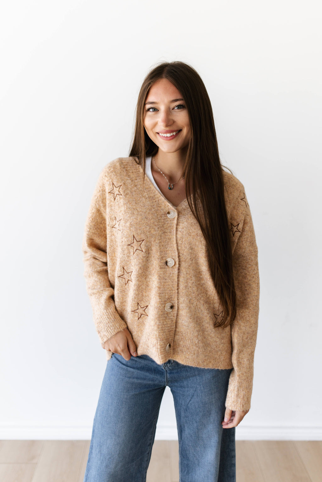 VR8479 TAN CARDI WITH BROWN STITCH STARS (7 PIECE)