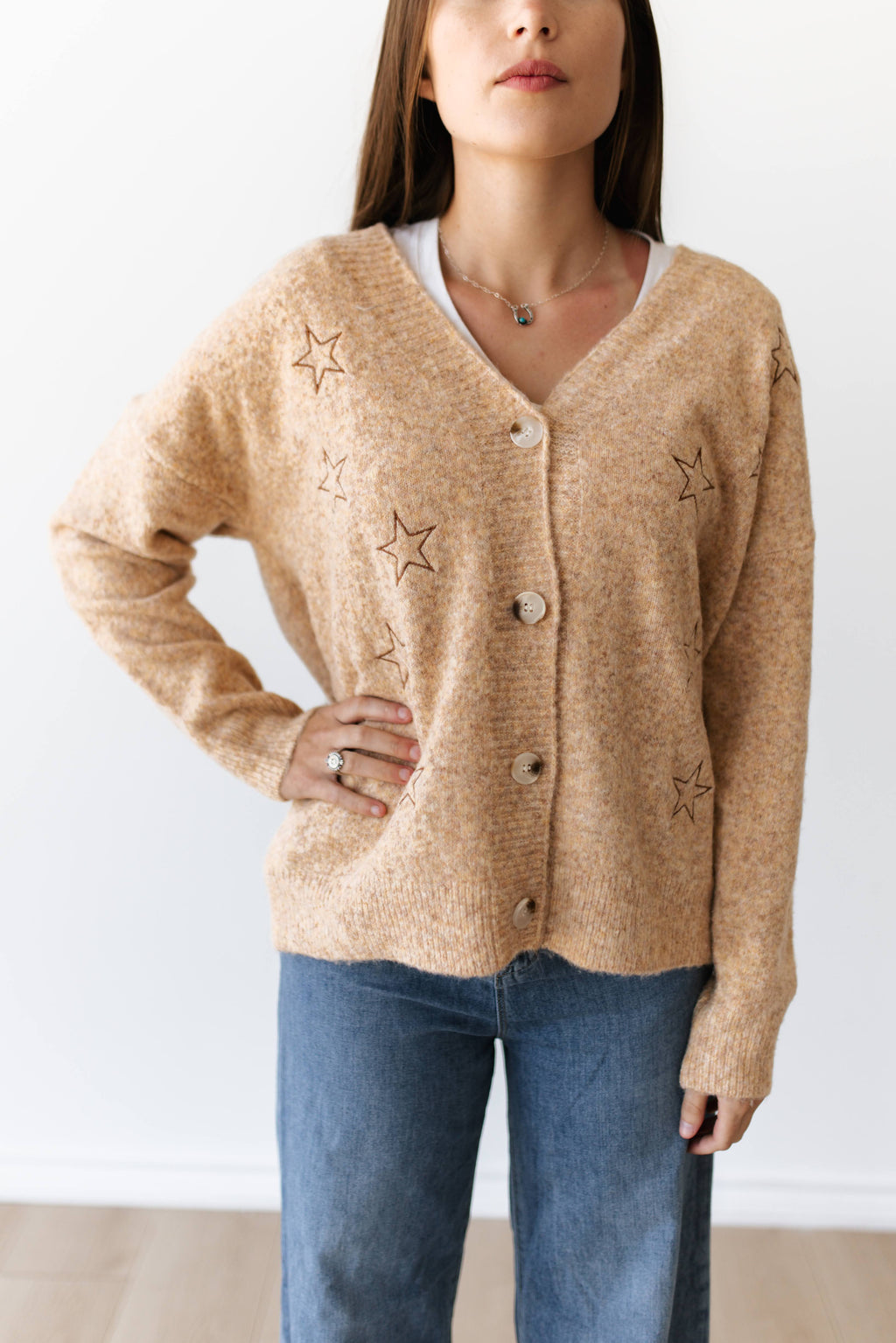 VR8479 TAN CARDI WITH BROWN STITCH STARS (7 PIECE)