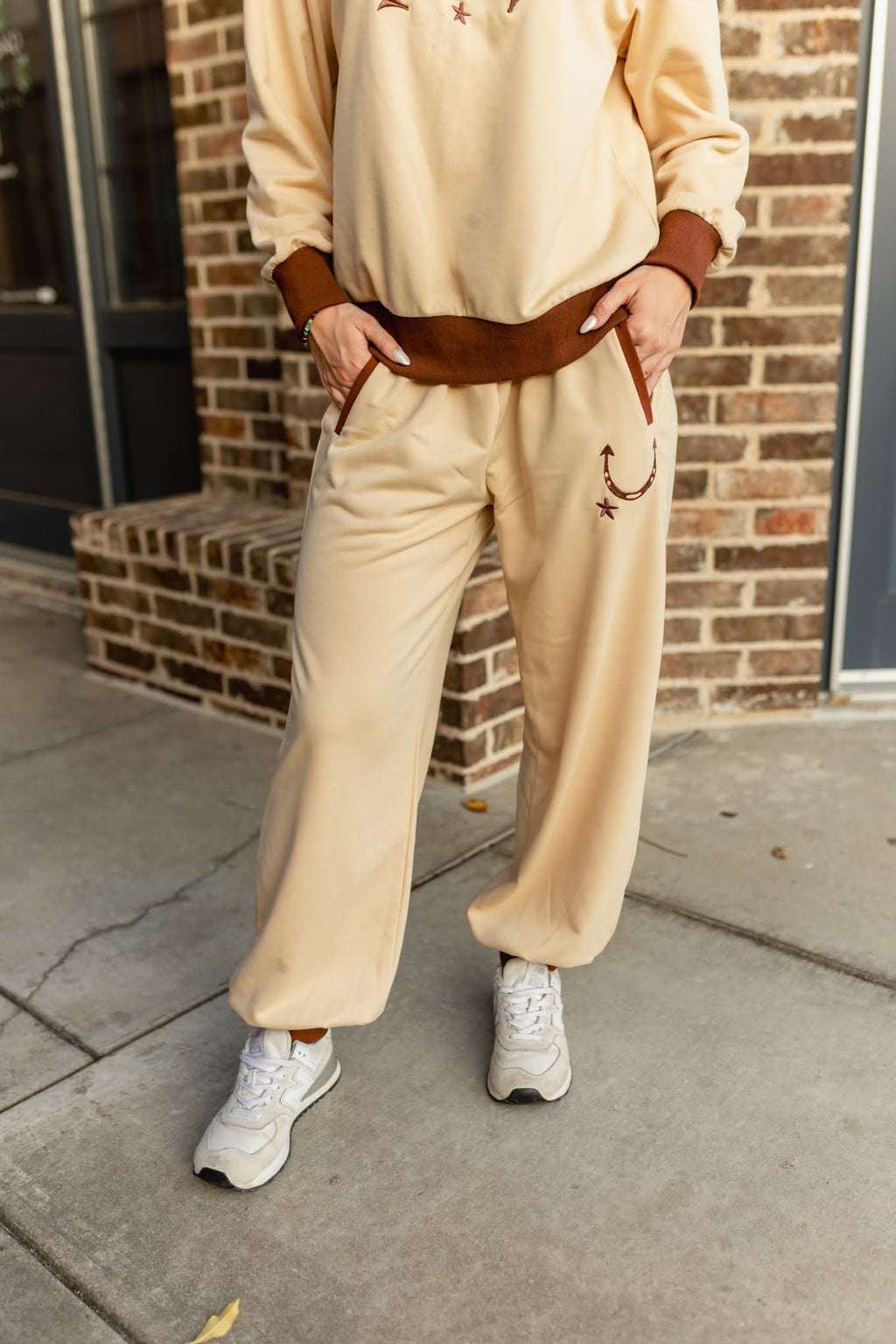 VR2003 HORSESHOE TAN SWEAT PANT (7 PIECE)