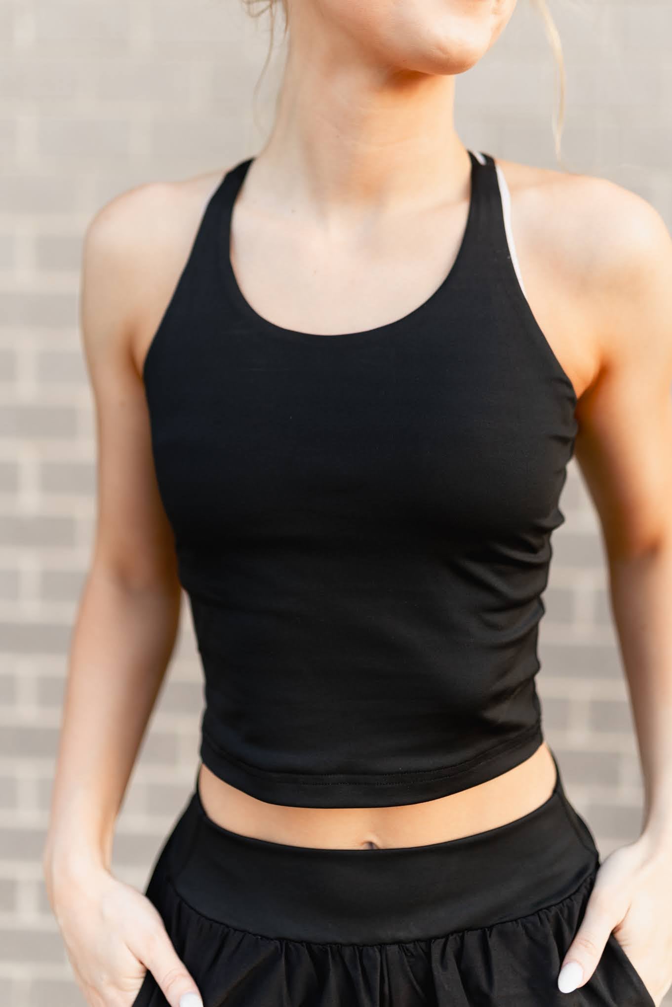 VR10 BLACK ACTIVE BRA TANK (9 PIECE)