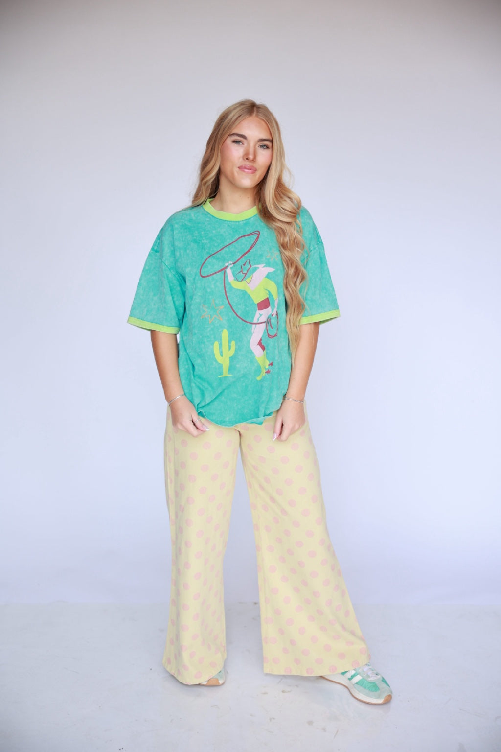 VR1_TURQ LIME ROPING COWBOY STAR_RINGER GRAPHIC TEE ( 7 PIECE)